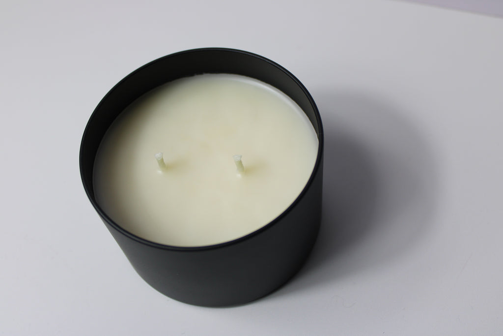 Oshun: Jasmine & Tonka, Tin Candle