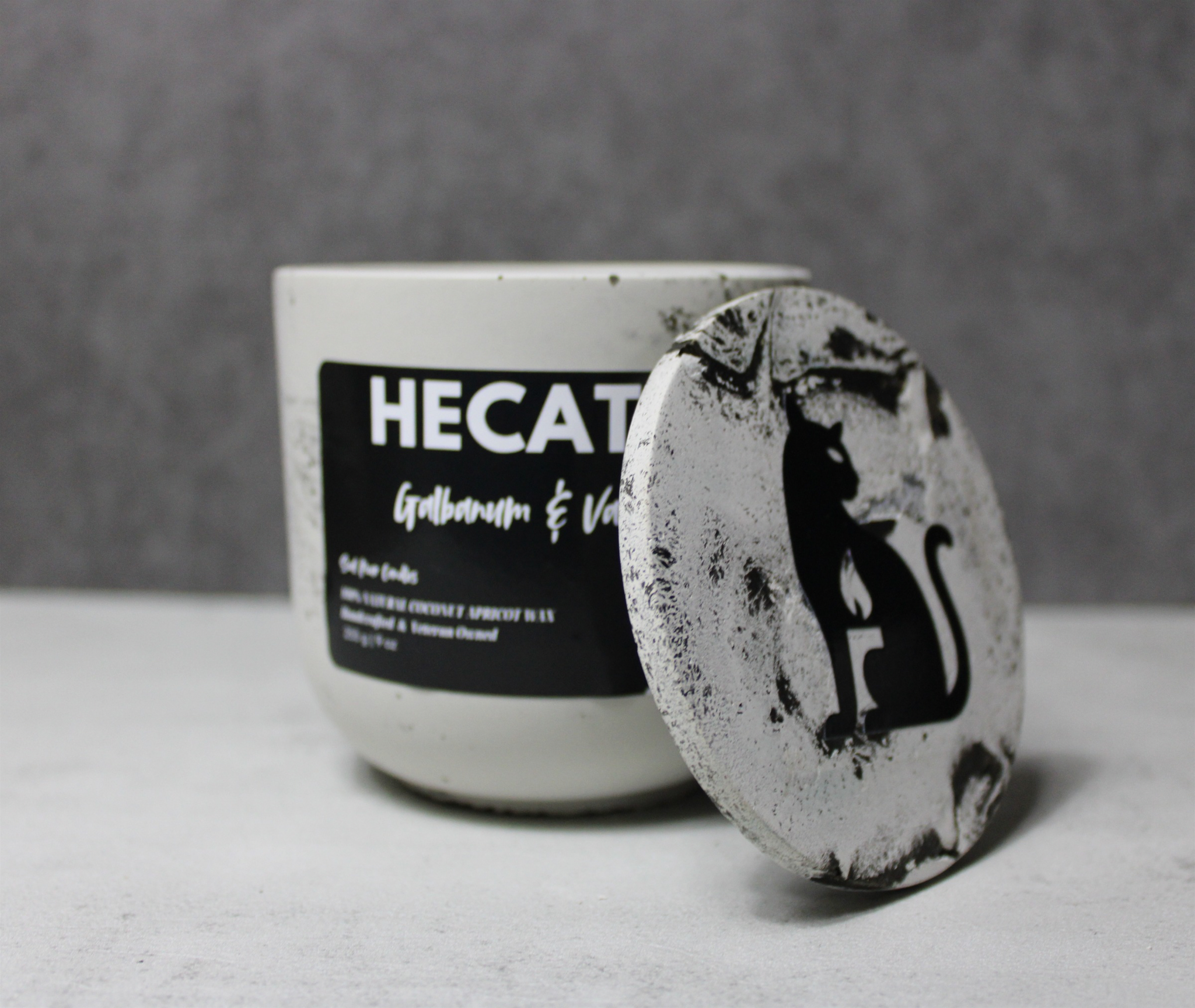 Hecate: Galbanum & Vanilla